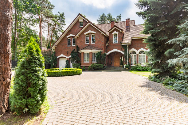Best Driveway Paving Company  in River Bend, NC